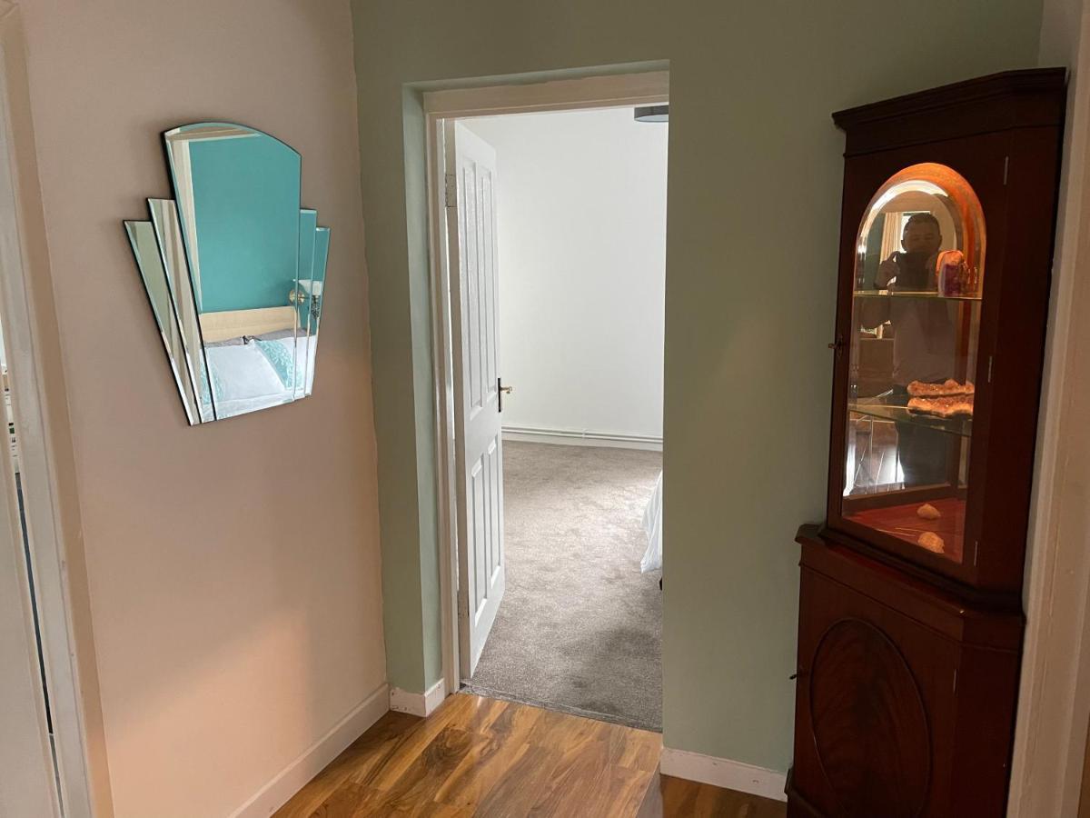 Spacious 3 Bedroom Garden Apartment In Snowdonia National Park Garndolbenmaen Экстерьер фото