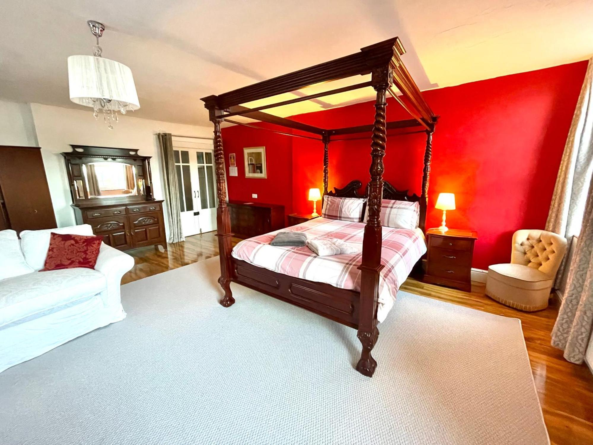Spacious 3 Bedroom Garden Apartment In Snowdonia National Park Garndolbenmaen Экстерьер фото